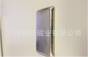 單面磁鐵和雙面磁鐵之間的不同之處？